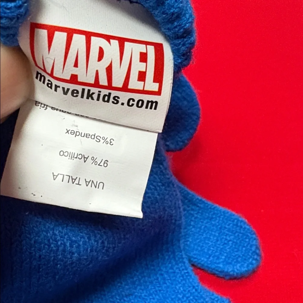Marvel Captain America gloves. NWT!